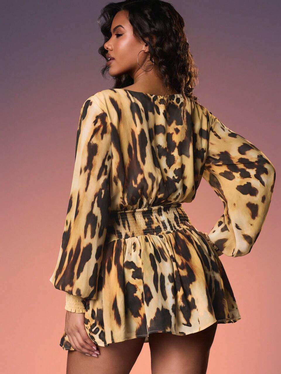 MISSGUIDED Leoparden-Muster Minikleid mit Schnürung vorne, langen Ballonärmeln und geraffter Taille