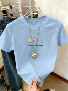 SHEIN EZwear 女士休闲简约花卉刺绣标语印花圆领 T 恤 - 淺藍色 - 查看 4
