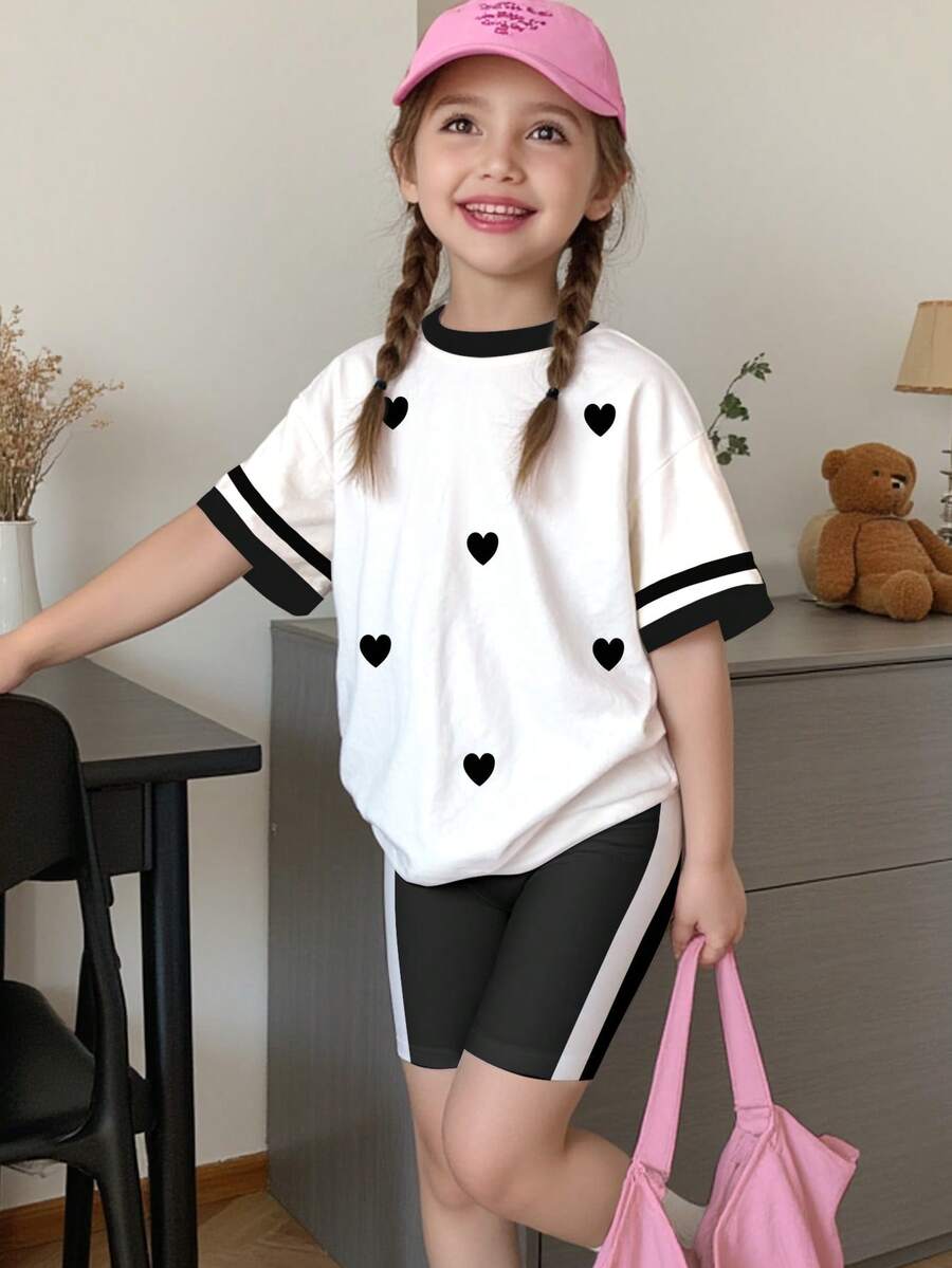 SHEIN 两件套少女爱心印花圆领短袖T恤和短裤，休闲简约夏季套装 - 彩色 - 查看 1