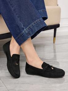 Sleekvia Women's Metal Decor Casual Versatile Flat Shoes - Black - View 4