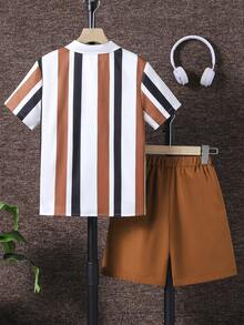 SHEIN Vacaura 2pcs/Set Toddler Boys' Colorblock Short Sleeve Top And Solid Shorts Set - Brown - View 2