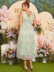Loomaby 孕妇V领花卉刺绣网纱时尚派对无袖连衣裙 - 綠色 - 查看 10
