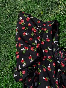 Flirla Plus Size Cute Girl Doll Collar Strawberry Print Blouse - Black - View 4