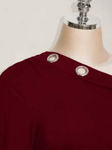 SHEIN ICON 大码女式金属镂空不对称肩部修身连衣裙，适合约会和派对穿着 - 酒紅色 - 查看 7