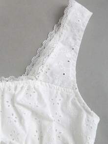 Sweetra 女士休闲无袖吊带背心，修身剪裁，适合约会和通勤 - 白色 - 查看 7