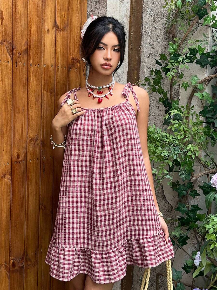 MainGRL 2026春夏新款红色格子梭织面料，肩部系带设计性感可爱女士连衣裙，适合情人节、音乐节、约会、度假、晚宴、郊游等场合，性感女孩装扮 - 酒紅色 - 查看 1