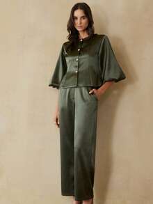 Aveloria EMERY ROSE Elegante completo da donna composto da blusa in raso lucido con maniche a palloncino e bottoni in metallo, abbinata a pantaloni a gamba dritta, adatto per l'ufficio e lo stile di vita metropolitano - Verde militare - Visualizzare 2