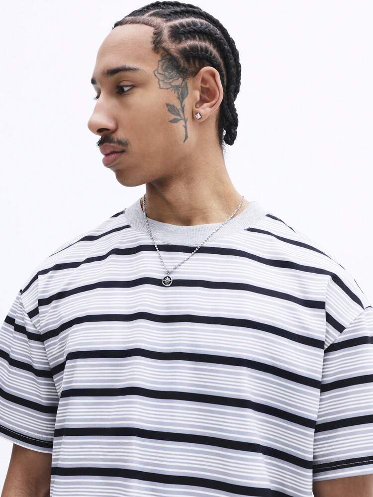 Crew Neck Striped T-Shirt With Ribbed Texture