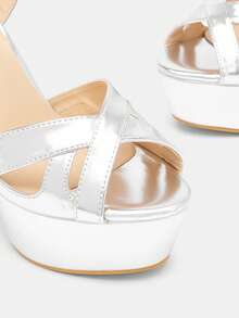 Glitzique 14cm跟高閃片平台涼鞋，防水豆腐頭薄高跟女鞋 - 銀色 - 查看 11