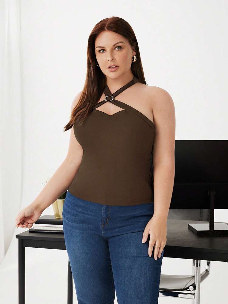 SHEIN Maija Plus Size Women Brown Halter Neck Fitted Casual Everyday Top St Patrick's Day Women Easter Summer Easter Women Party Top Beach Summer Holiday Each Vacation For Women Summer For Women Going Out Graduation Graduation Casual Casual Blouses For Women, Summer Tops Halter Tops For Women Curve Halter Neck Top Curve Cute Top
