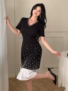 Modelyn Elegant & Romantic V-Neck Starry Rhinestone Contrast Color Mini Dress For Women - Black and White - View 5