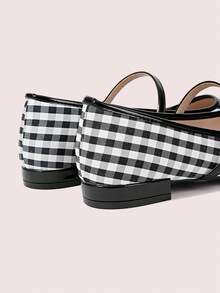 CUCCOO DOLLMOD 女士黑白格子玛丽珍鞋，平底方头，校园风日系可爱低跟鞋，春季鞋款，适合春假、复活节、圣诞节等场合。 - 黑與白 - 查看 10