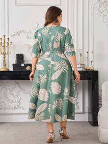 Modelyn Women's Square Neck Short Sleeve Printed Elegant Plus Size Dress - Green - View 2