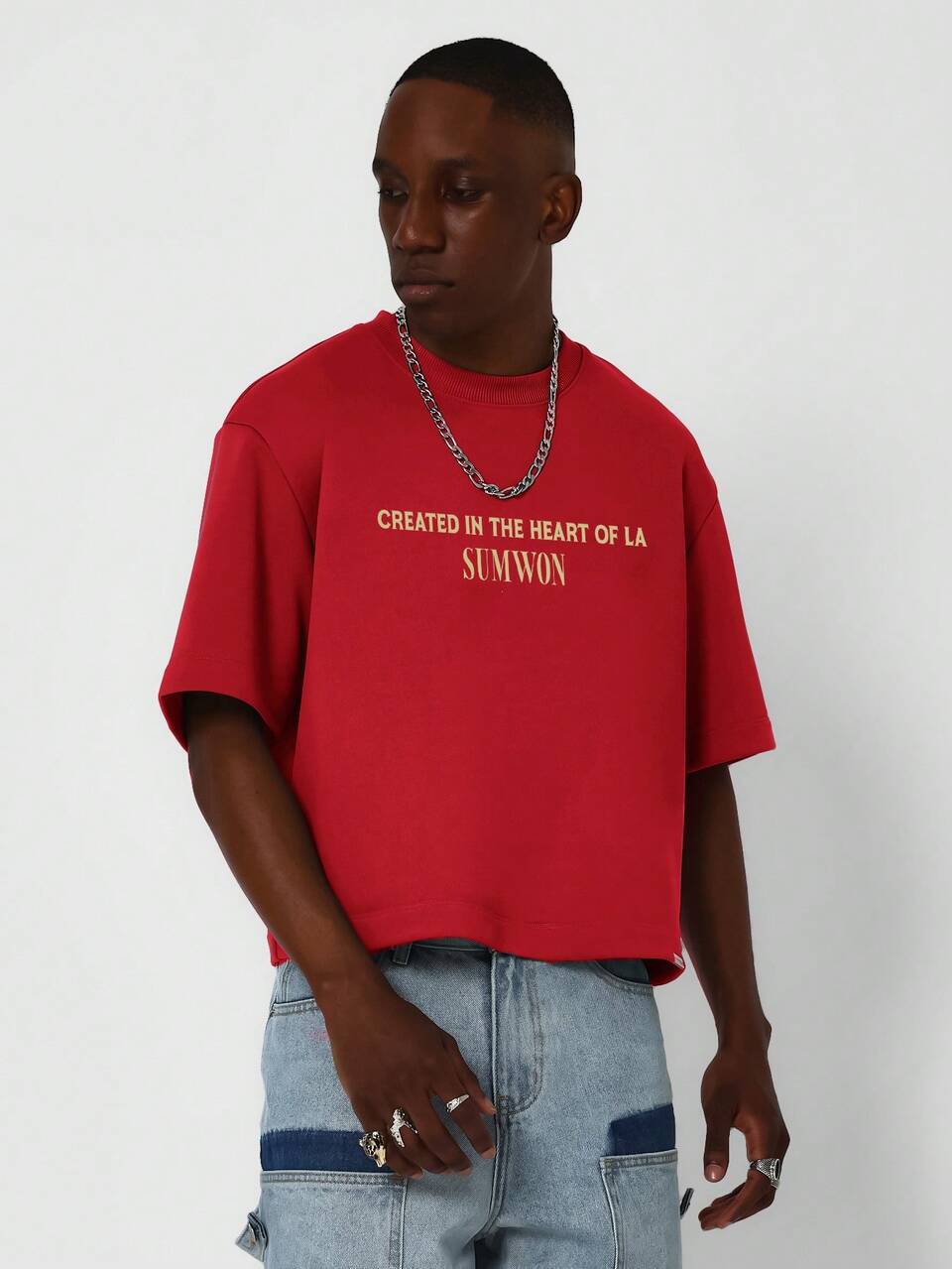 SUMWON T-shirt corta aderente a maniche corte con stampa grafica sul davanti e sul retro
