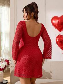 SHEIN EZwear Vestido mini de línea A con cintura ceñida, mangas largas acampanadas, espalda abierta, textura de punto elástico para uso casual, salidas, uso diario, fiestas, citas, cumpleaños, temporada de bodas del Día de San Valentín, primavera y verano 2026, talla grande, color rojo - Rojo - Ver 2