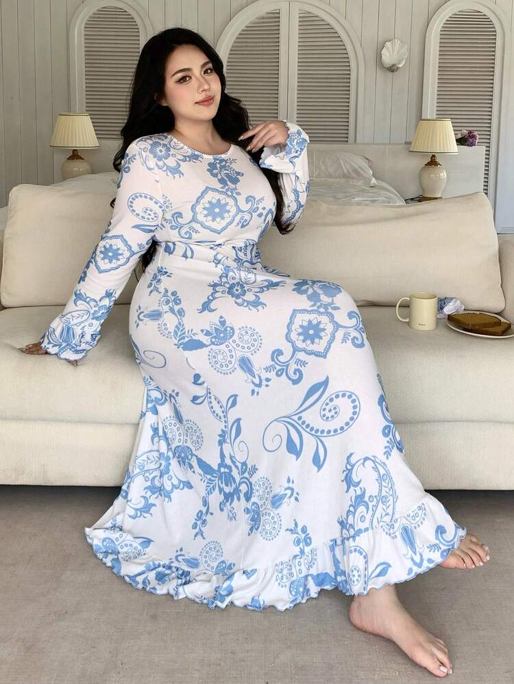 Dazy Plus Plus Size All-Over Print Fitted Crew Neck Elegant Long Sleeve Nightgown