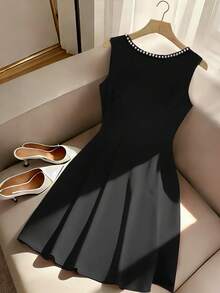 GlowEve Women's Red Backless Beaded Bow Decor Sleeveless Dress - Black - View 2