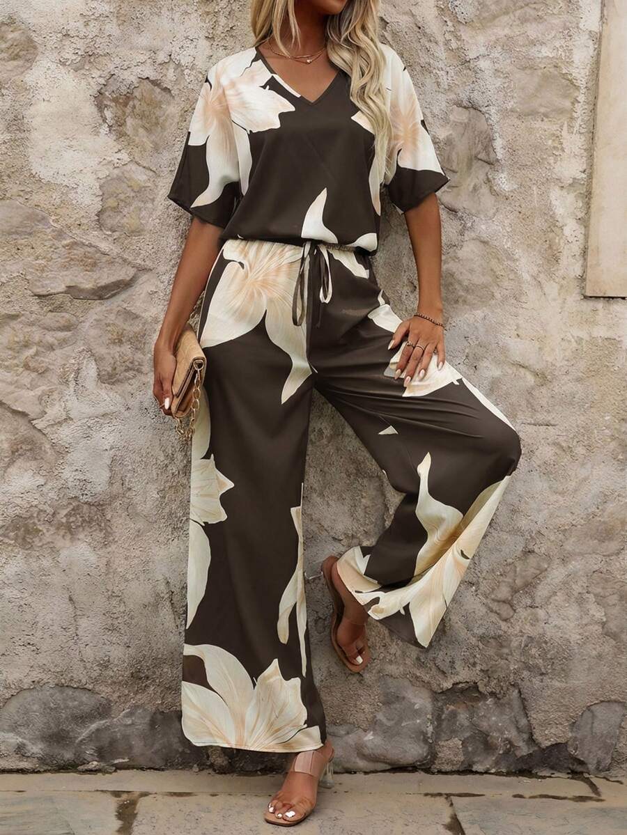 SHEIN Clasi 两件套女士碎花V领短袖上衣和裤子休闲套装 - 咖啡棕 - 查看 1