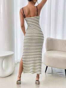 SHEIN PariChic Robe texturée à torsade en tricot contrastant noir et blanc pour femmes - Noir - Voir 2