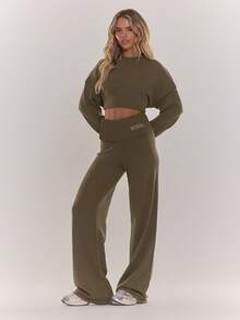 MUSERA Pantalon large côtelé surdimensionné avec détail brodé. Ensemble coordonné automnal, douillet, mignon, décontracté, hivernal, chic, pour le café et le club - Militaire verte - Voir 5