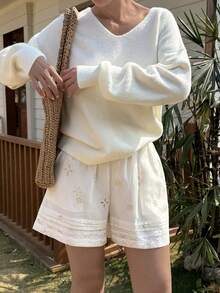 Livesso 白色蕾丝拼接休闲沙滩短裤，适合春夏季节、度假和婚礼穿着。 - 米色 - 查看 8