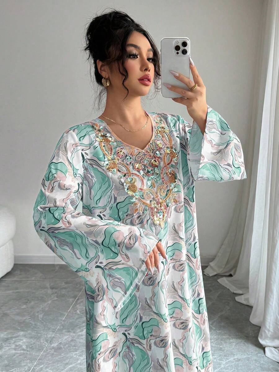 Yasmyna 女士V领长袖亮片刺绣彩色印花宽松优雅浪漫阿拉伯风格连衣裙 - 彩色 - 查看 1