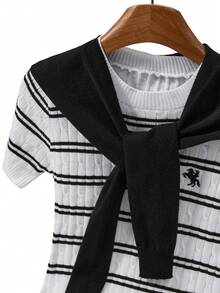 GlowEve Gaun Sweater Rajut Elegan Serbaguna dengan Perpaduan Warna Gaya Eropa dan Amerika Terbaru - Hitam dan Putih - View 6