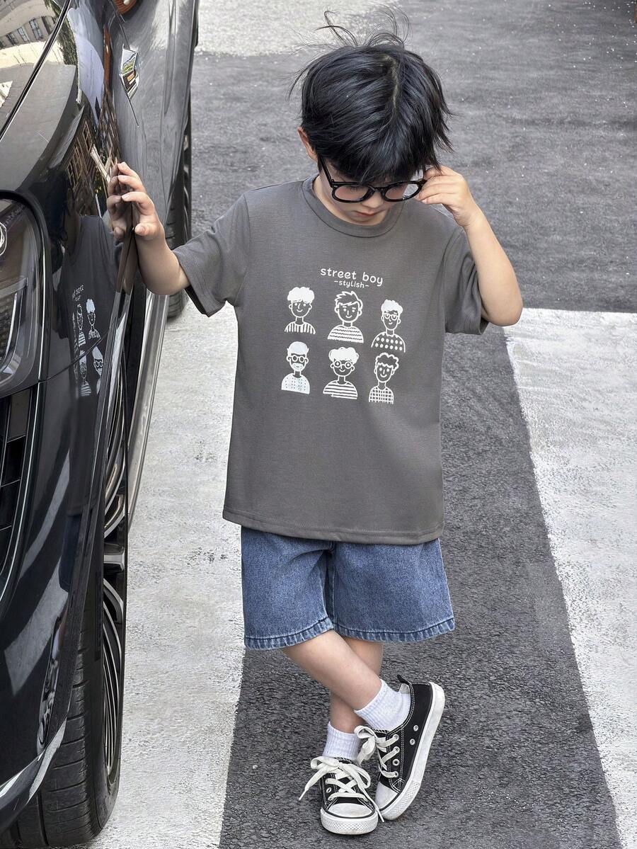 SHEIN Little Byeori 2件組小男孩恐龍壓紋短褲套裝