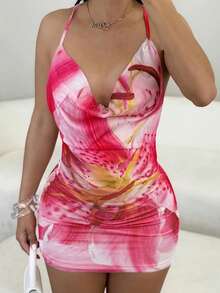Este elegante y sexy vestido mini de cuello halter presenta un estampado floral y exuda un estilo Y2K, lo que lo convierte en el perfecto para ocasiones como islas, playas, vacaciones, festivales de música y fiestas. 8QAZ - Multicolor 3 - Ver 2