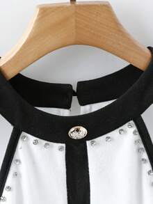 GlowEve Contrast Color Beaded Decor Sleeveless Knit Top With Metal Clasp - Black and White - View 4