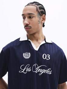 SUMWON Polo clásico de cuello con estampado de guión de Los Ángeles, detalle de botones en la pechera, ajuste regular, casual - Azul Marino - Ver 6