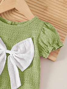 SHEIN Playful Pals 女嬰綠色夏季可愛韓系大蝴蝶結提花上衣 & 水洗牛仔褲套裝 時尚2件式幼童服裝套裝 - 薄荷綠 - 查看 7
