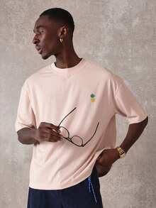 SUMWON Áo thun cotton tay ngắn dáng regular fit thêu chữ thập, có họa tiết in phía sau và hình quả dứa ở ngực, thích hợp mặc thường ngày. - Hồng - Xem 2