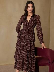 Revavyn 优雅复古法式浪漫波点V领收腰叠层连衣裙，适合日常、度假、约会，尽显女性魅力。 - 彩色 - 查看 1