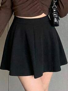 DAZY Minimalist Solid Color Versatile Mini Skirt, Suitable For Everyday Wear - Black - View 5