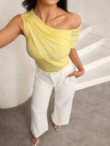 Modelyn Áo croptop tay ngắn phối lưới nhún bèo gợi cảm dành cho nữ - Màu vàng - Xem 2