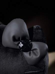 HELLO KITTY AND FRIENDS | SHEIN 1个可爱卡通猫咪毛绒玩具，黑色PU材质，优雅时尚，是完美的生日礼物 - 黑色 - 查看 7