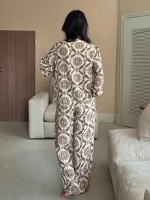 DAZY Floral Print Contrast Color Patchwork Loose Women Pajama Set - Camel - View 2
