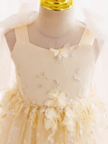 SHEIN Glamorique Kids 少女生日派對婚禮節日禮服，白色夏季傳統抹胸3D花朵薄紗蝴蝶結刺繡澎澎裙公主洋裝 - 杏色 - 查看 10