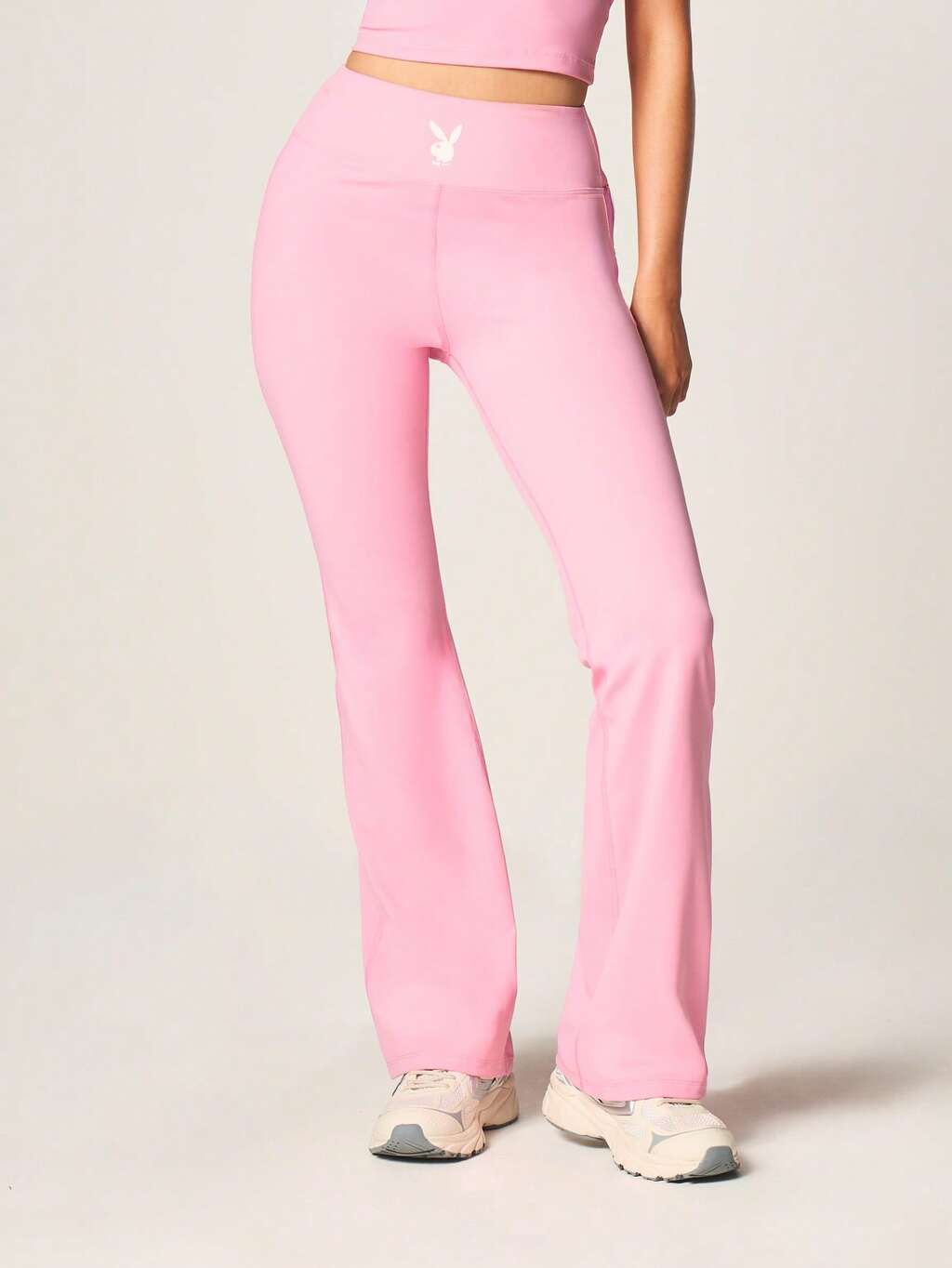 Missguided x Playboy ロゴ入りハイライズフレアレギンス