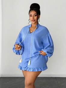 Maweii Ensemble chemise et short grande taille, élégant, uni, en tissu texturé tissé, col montant, manches bouffantes, col à nouer, épaules tombantes, ourlet à volants, taille élastique. Nouveauté grande taille. Idéal pour les soirées, les sorties, les rendez-vous galants, la Saint-Valentin, les vacances ou toute autre occasion. Pièce tendance et polyvalente. - Multicolore - Voir 6