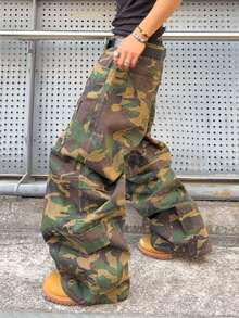ROMWE MEN Street Life Jeans de corte holgado con estampado de camuflaje curvo, moda callejera para hombres - Verde militar - Ver 3