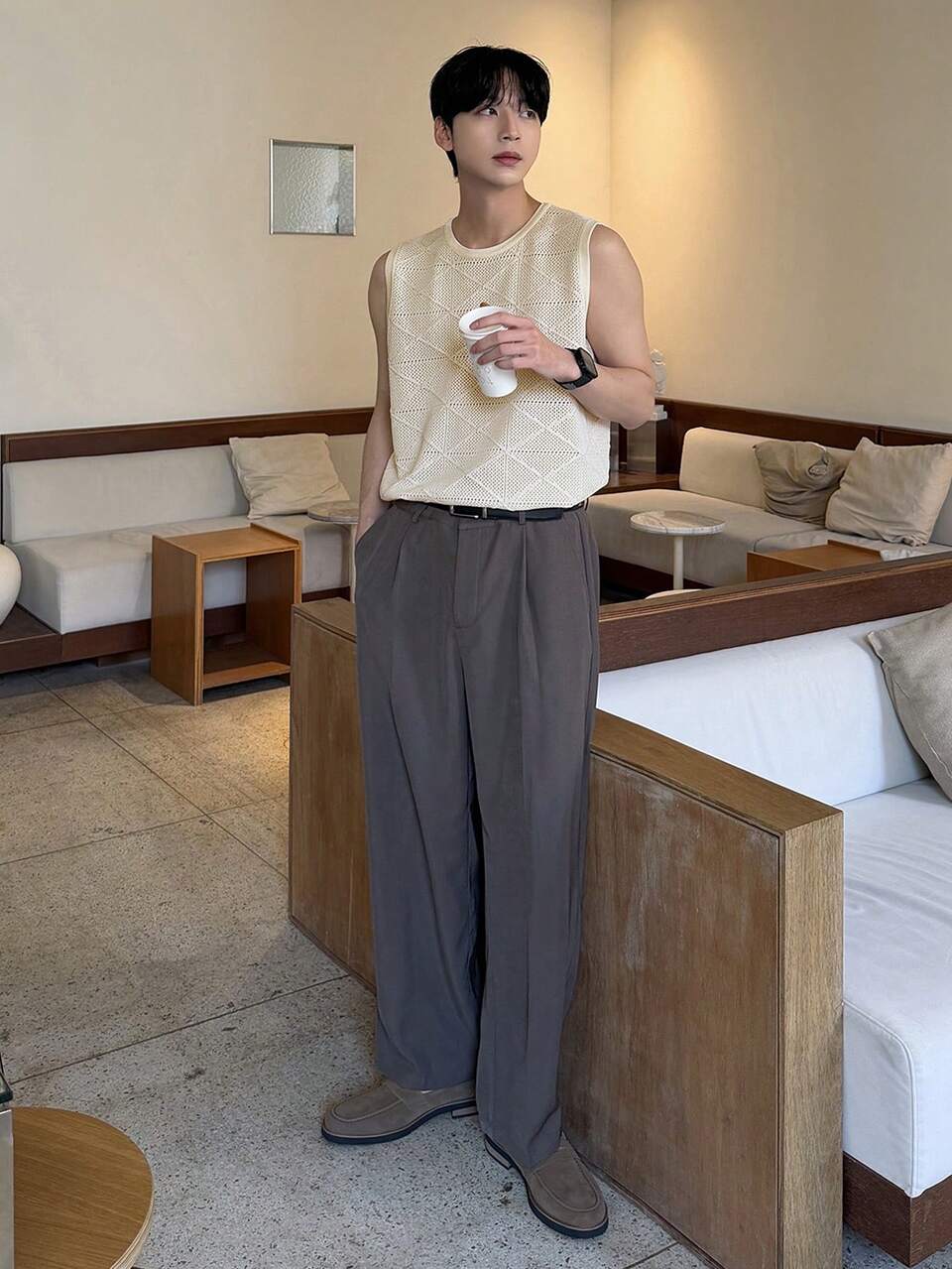Men's Textured Apricot Round Neck Knit Vest, Summer Vacation