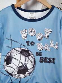 1 Set Pijama de parte superior de manga corta con cuello redondo y pantalones cortos con estampado de fútbol pintado a mano para niños, hecho de tela suave y elástica, combinación casual para interacción entre padres e hijos - Azul - Ver 4