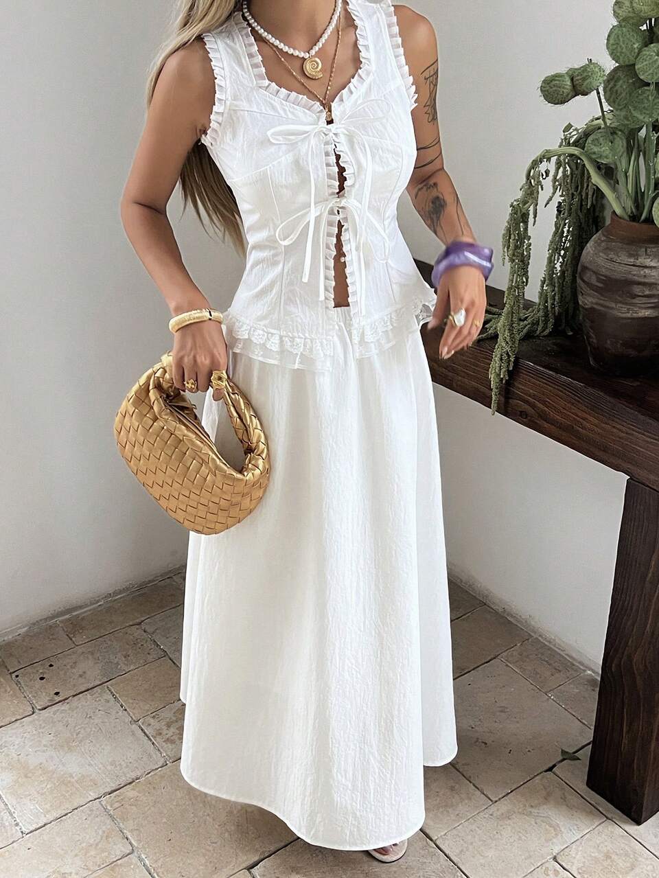 Women's Square Neck Sleeveless Camisole Top With Bow Tie And Long Skirt, Elegant Cottage Core Vacation Style Casual 2-Piece Set Summer Vacation White