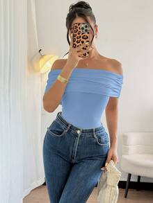 Rafferiza Body elegante de mujer con hombros descubiertos, dobladillo fruncido y ajuste ceñido - Celeste - Ver 4