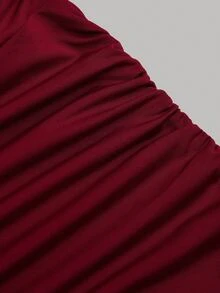 SHEIN PETITE CURVE 红色针织面料吊带长裙，饰有海星金属装饰，新款优雅时尚夏季度假连衣裙，V领荷叶边无袖长裙，修身A字廓形，适合娇小身材 - 酒紅色 - 查看 4