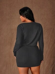 Rustia Sexy Plunging Neck Long Sleeve Stretchy Bodycon Plus Size Dress - Dark Grey - View 2