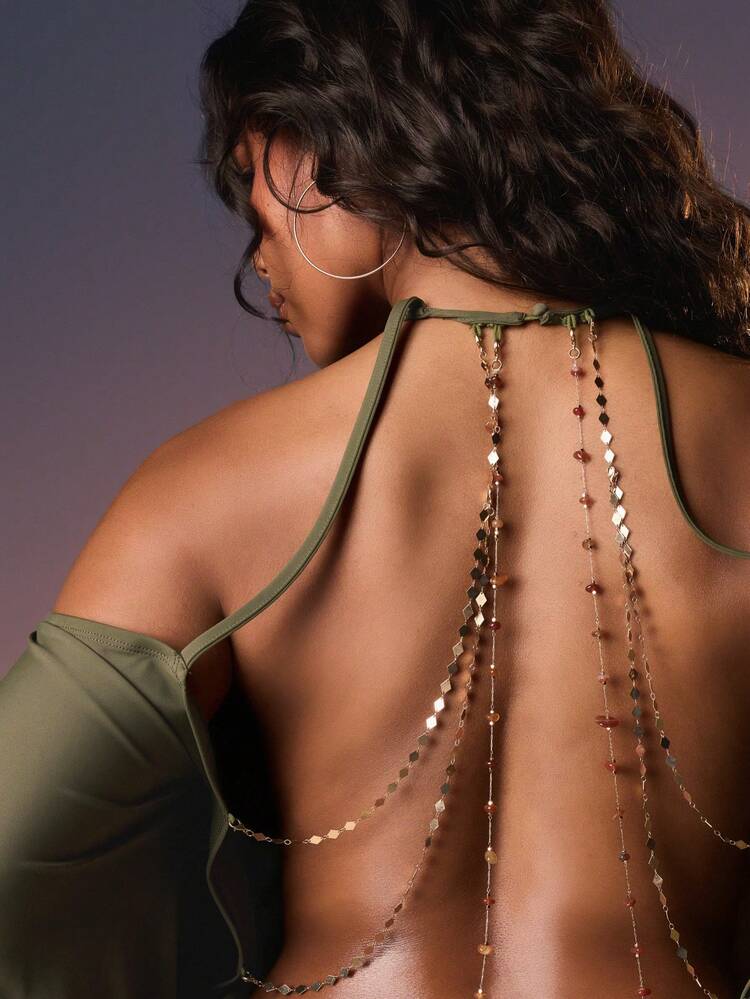 MISSGUIDED Vestido mini de manga de murciélago con hombros descubiertos, con aplicación de mariposa con cuentas y detalle de cadena en la espalda para fiestas de otoño e invierno, ajustado y elástico - Verde - Ver 5