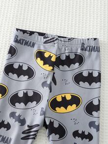 BATMAN X Cozy Pixies 男婴贴身睡衣套装，蝙蝠图案柔软针织圆领长袖上衣和松紧腰长裤，2件套 - 彩色 - 查看 3